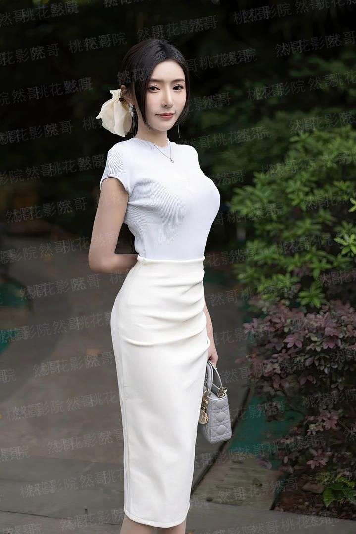 绝色：纠缠千莲