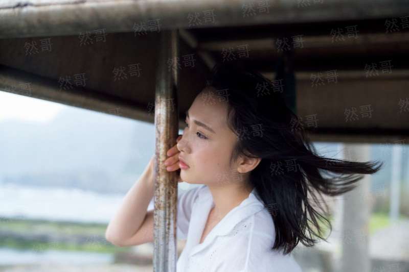 迟迟钟鼓