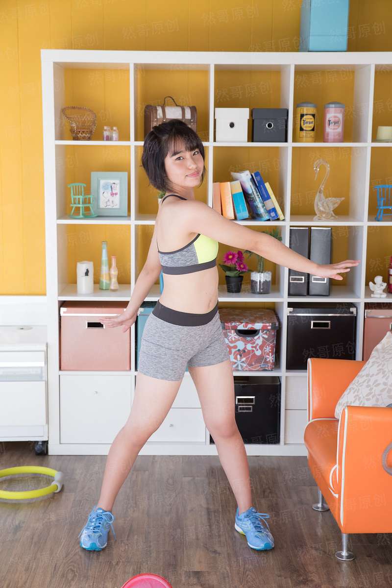 小魔女蒙娜