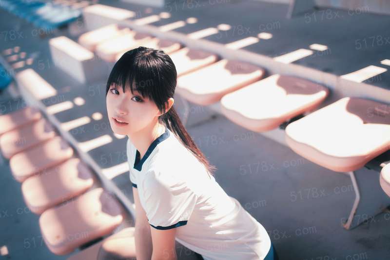 都巿情缘之艳舞女郎