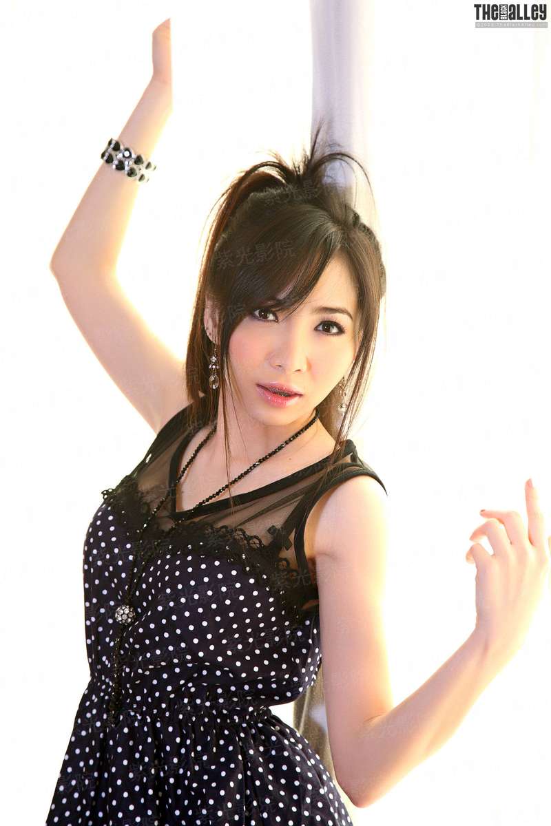 绝代妖孽