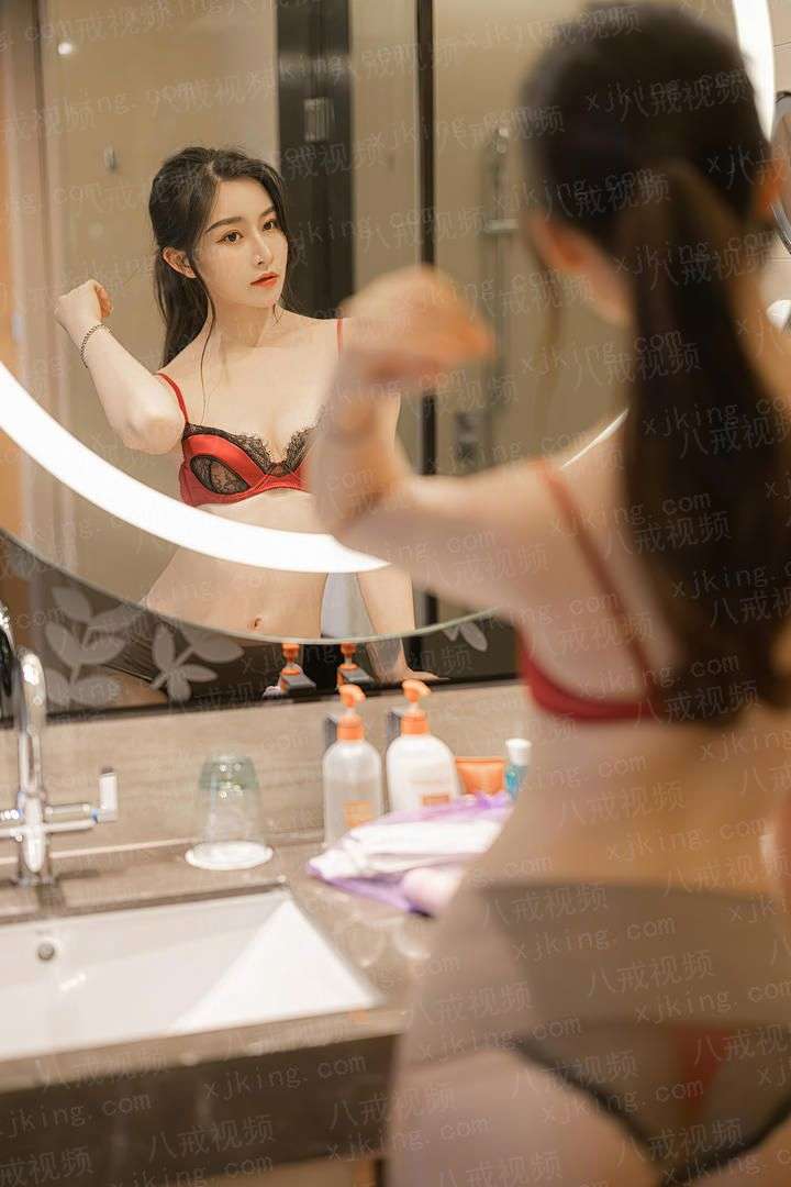 我给死对头生了三个孩子？！