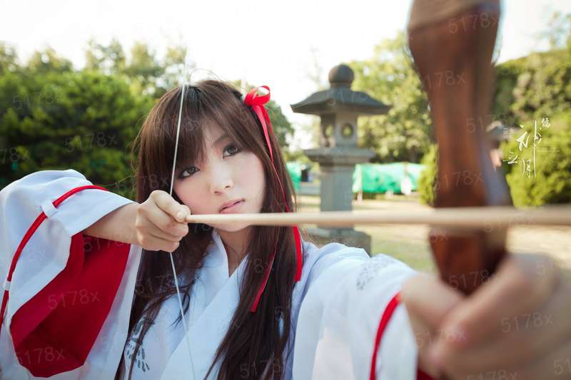 妖精的尾巴剧场版：凤凰的巫女