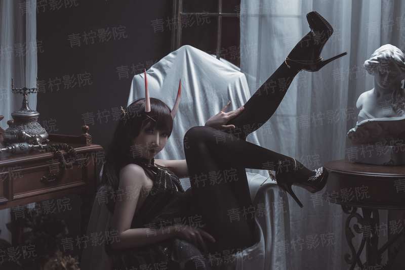 潜龙轰天