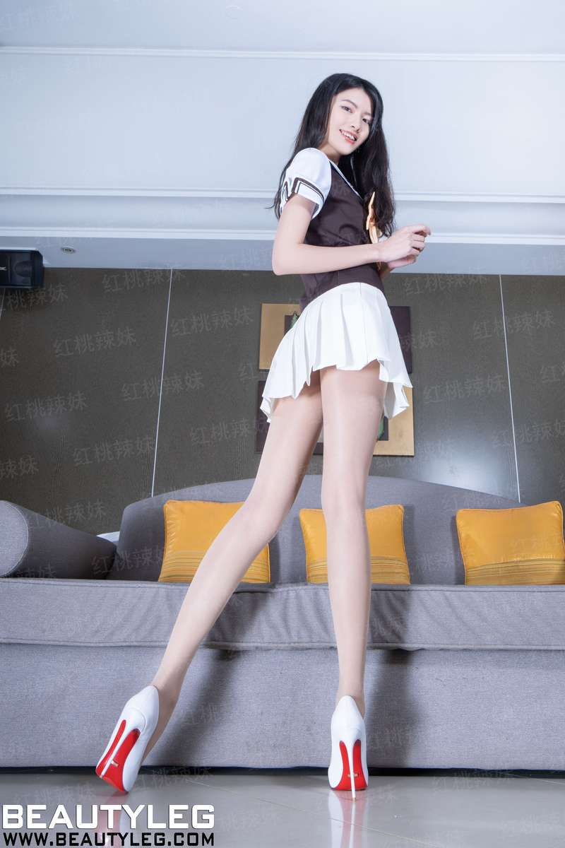 小人大物