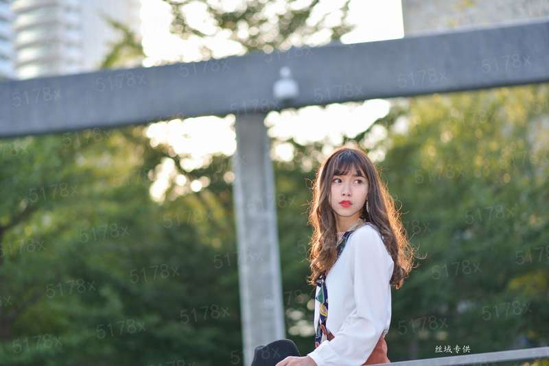 傻妞穿越啦