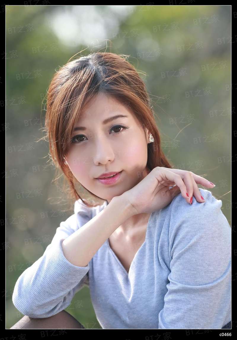 异能傲世：萌妻快到怀里来