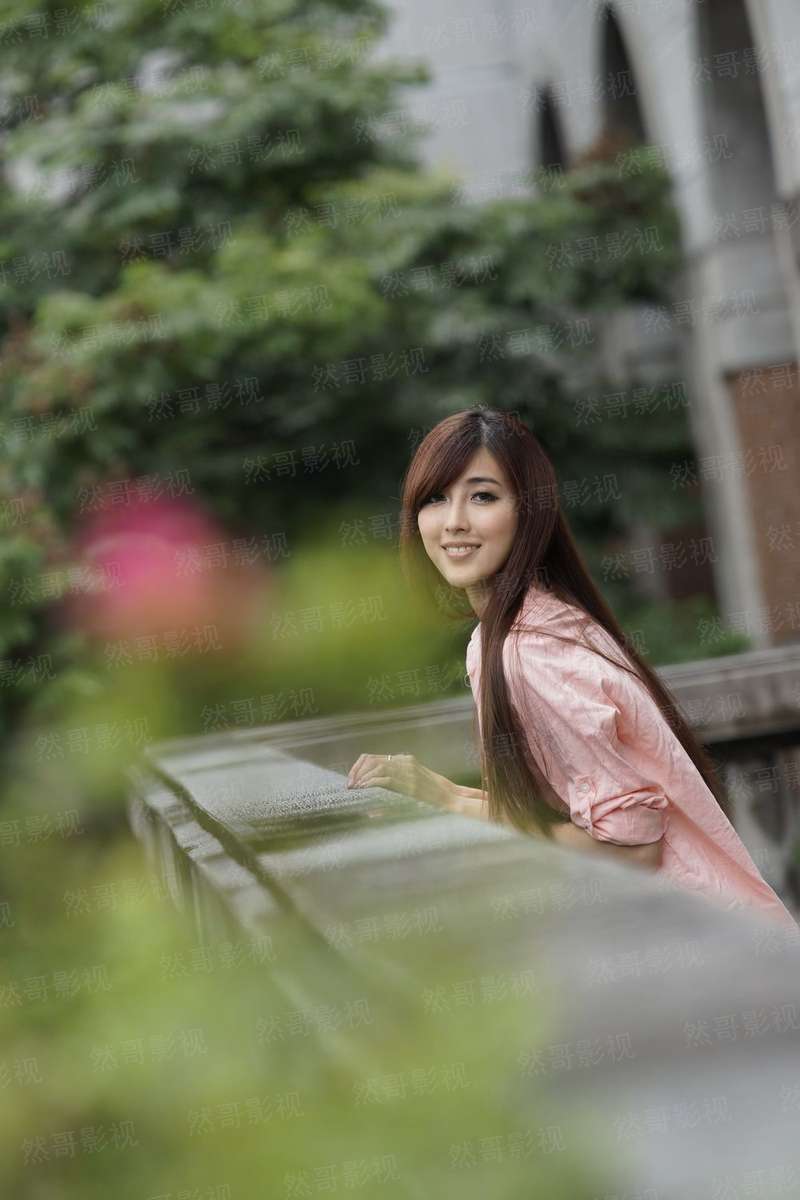 我竟然变成了美少女