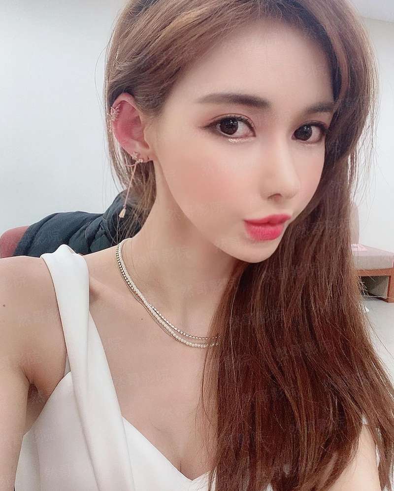 奸臣上位手扎:与凰为盟