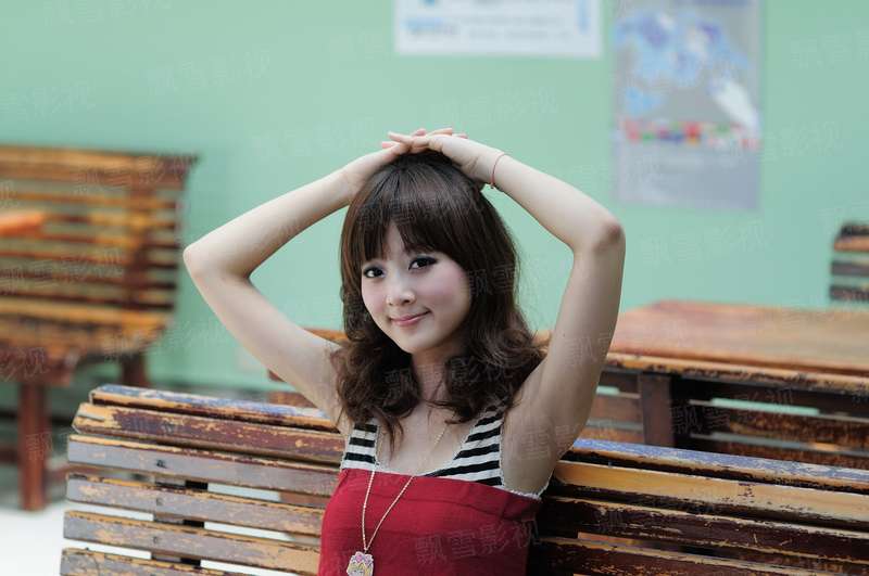 凤凰吟，倾城哑后