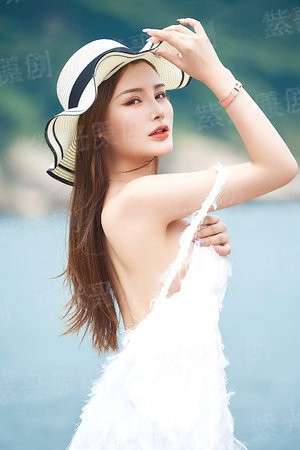 谁杀了小说家？