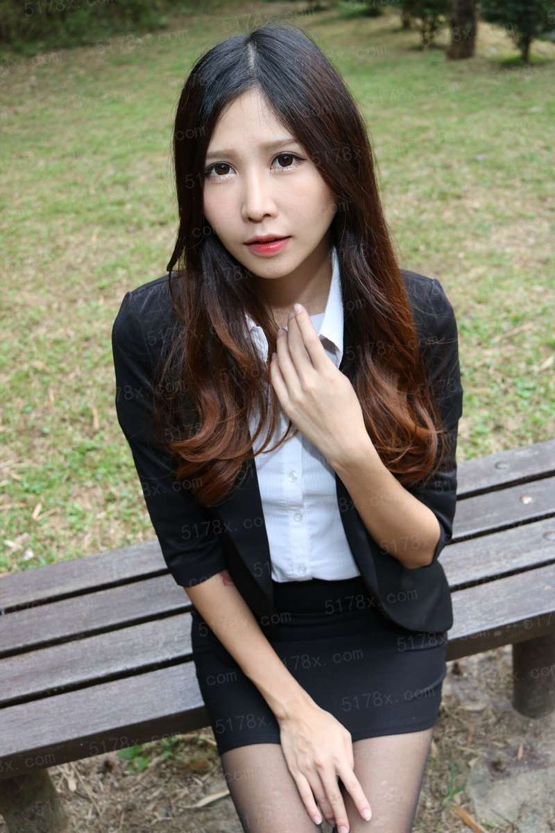 宠妻无度，极品女天师