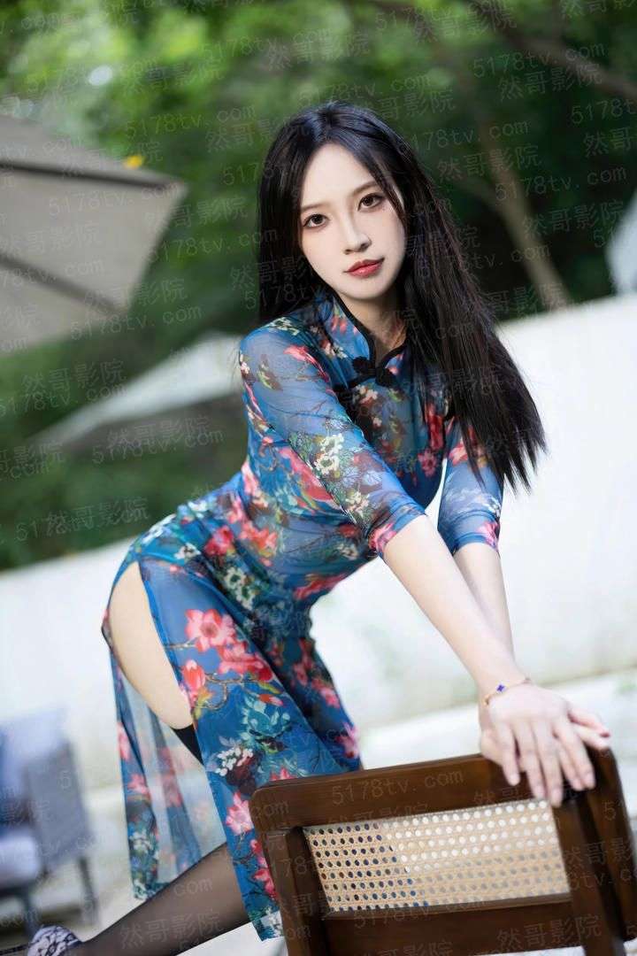 穿成男主白月光[快穿]