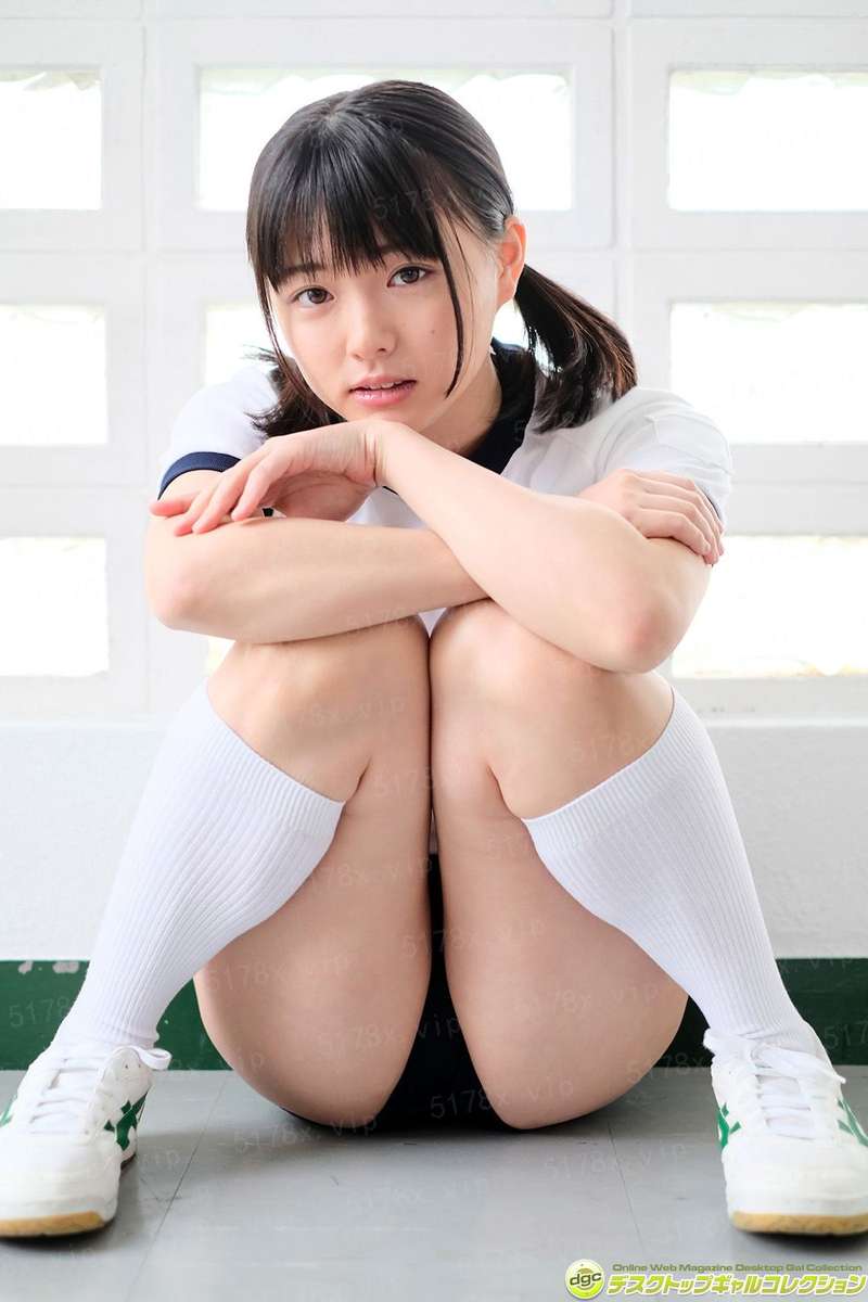 纯情美女赖上我
