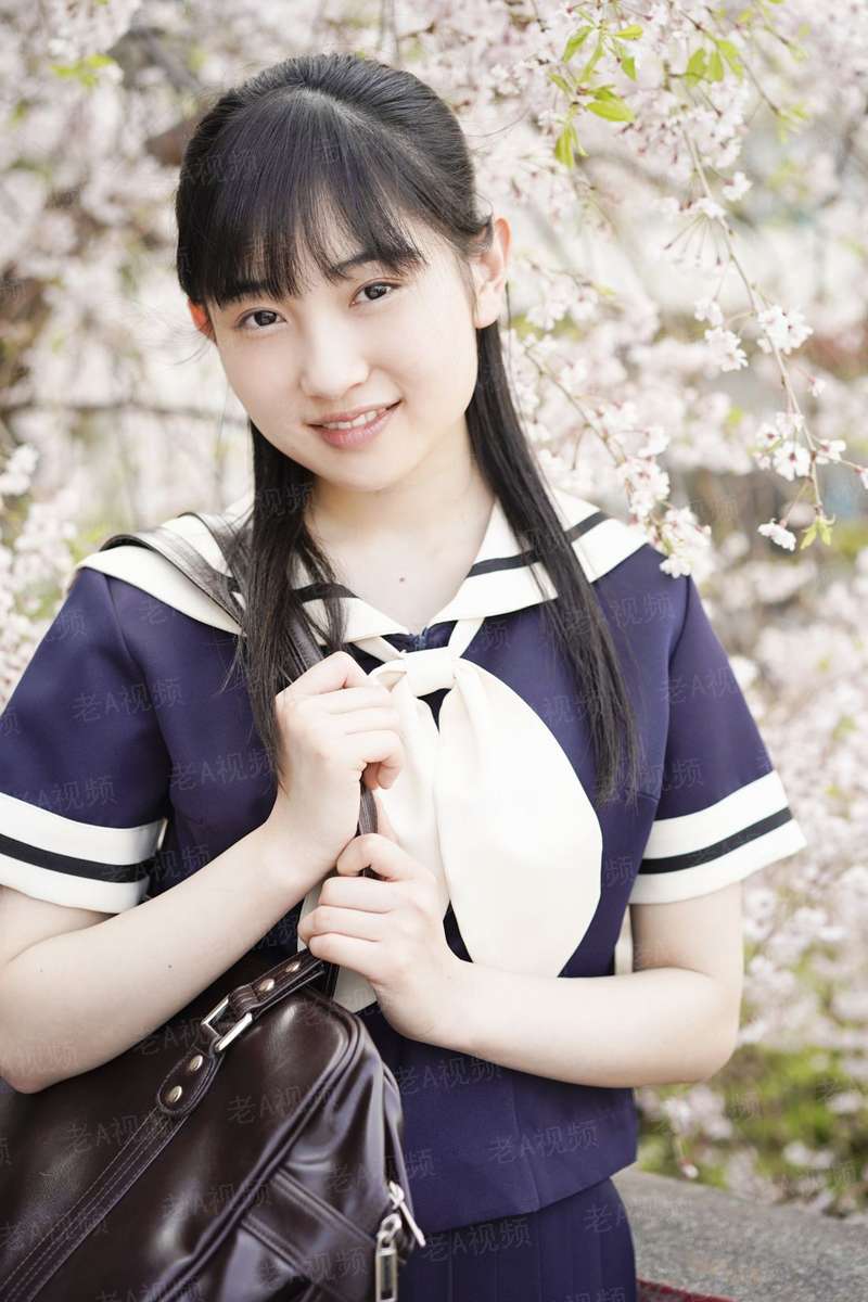 爱比烟花易冷