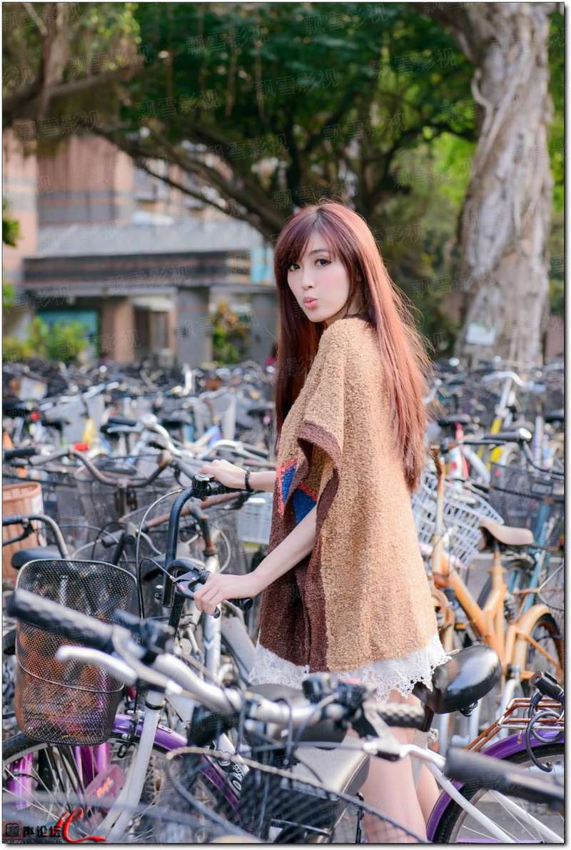 守墓人直播间