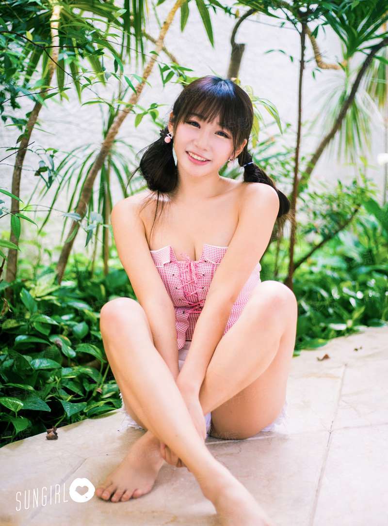 冷王痞妃：废柴小姐狠嚣张