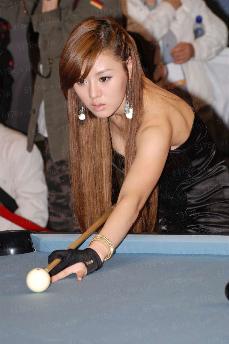 和前任他叔流落荒岛后